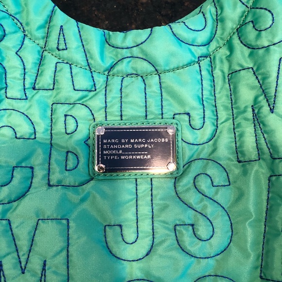 Marc by Marc Jacobs Quilted Nylon Workwear Hobo - Picture 2 of 6